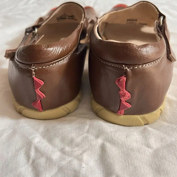 Livie And Luca Brown Sandal Kids Stego Tod Toffee Sz 13 Preppy Unisex Comfort - Picture 7 of 9